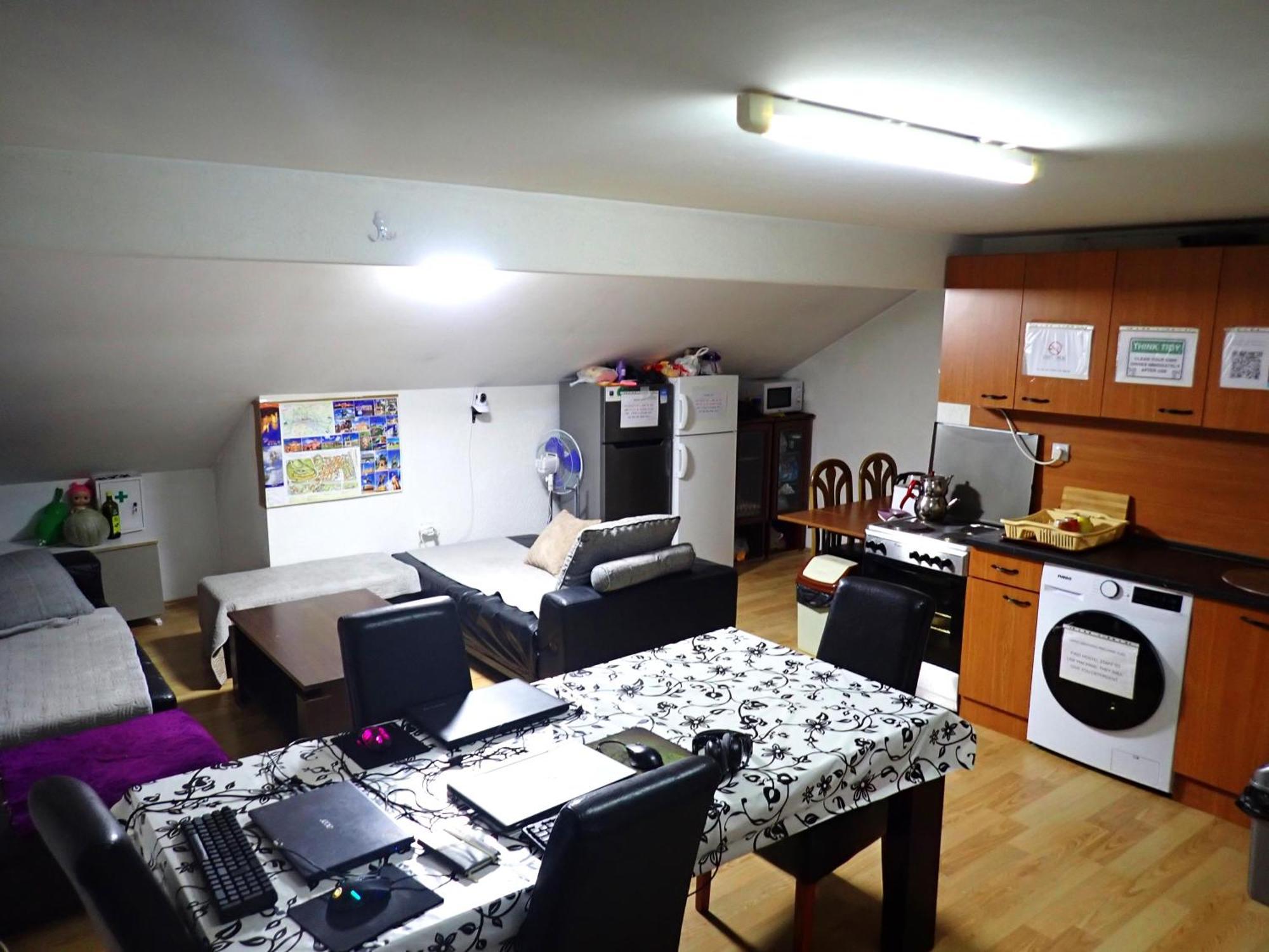 Historia Hostel Skopje Luaran gambar